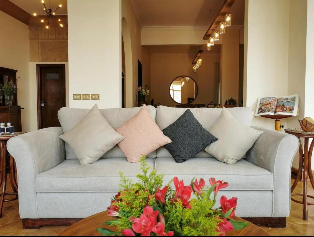 Luxury On The Nile - Zamalek Apartments Kahire Dış mekan fotoğraf