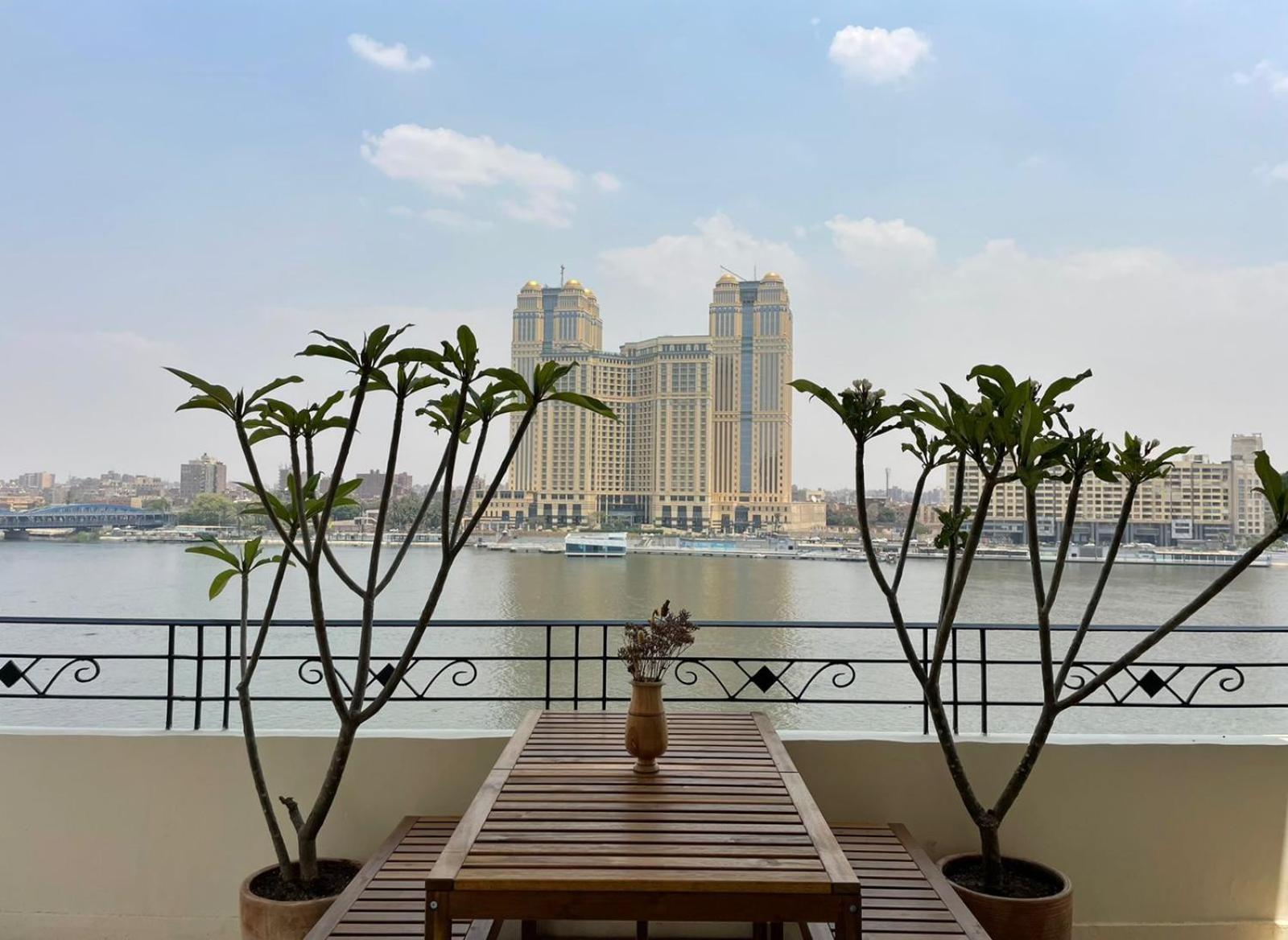 Luxury On The Nile - Zamalek Apartments Kahire Dış mekan fotoğraf